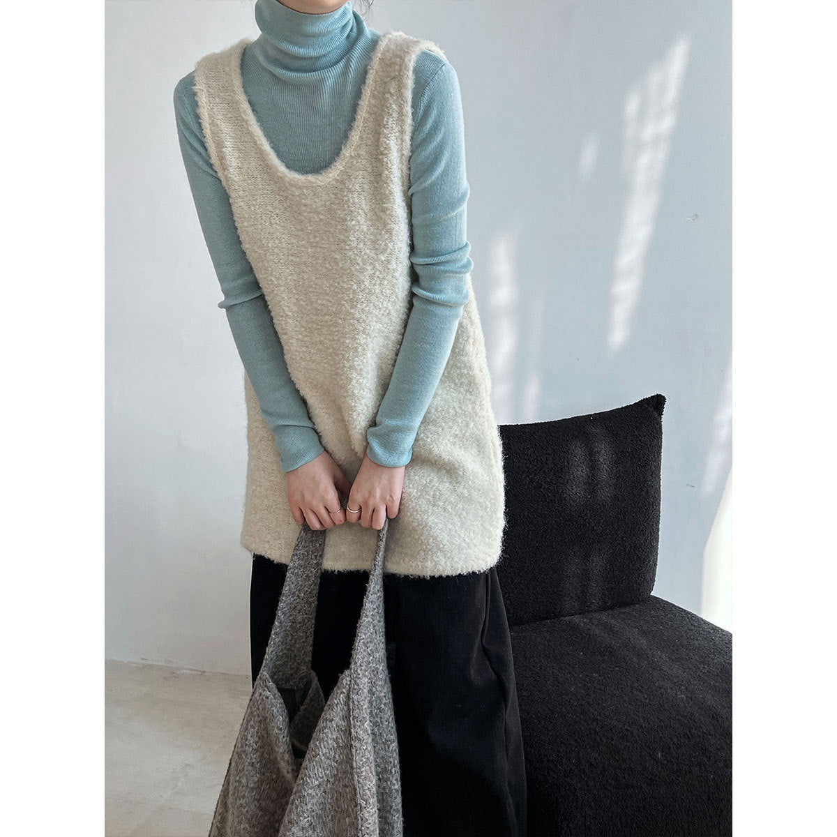 U-neck Loose Slimming Layered Wool Knit Sweater Dress