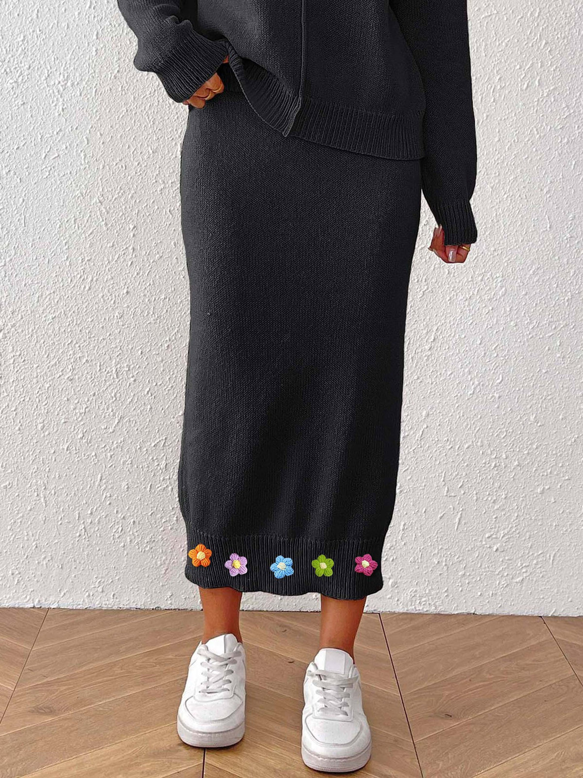 Skirt with 3D Hand-Crocheted Flower Decoration, Fitted Bodycon Midi Skirt, Women's Knit Dress Skirt