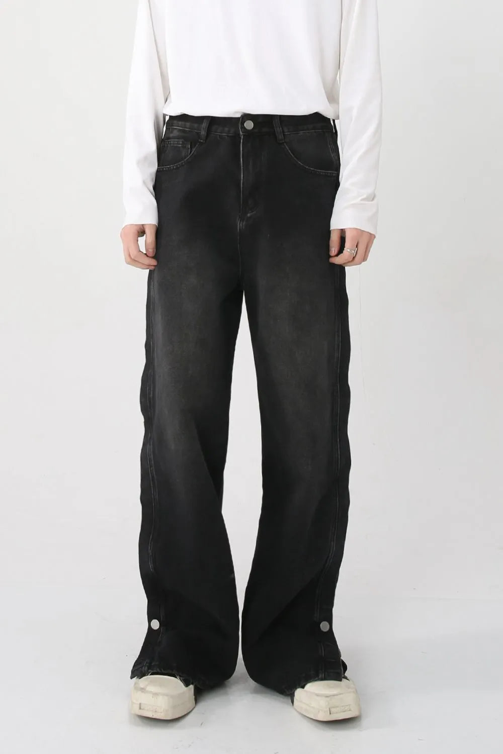 Side Slit Baggy Jeans with Pockets