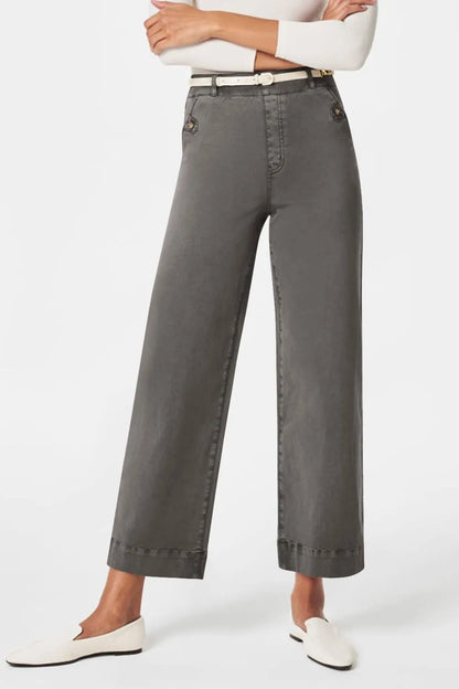 High Waist Jeans with Pockets