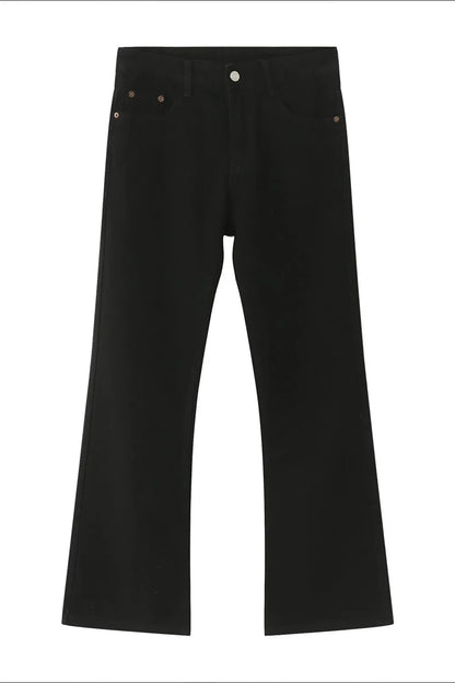 Mid Rise Jeans with Pockets